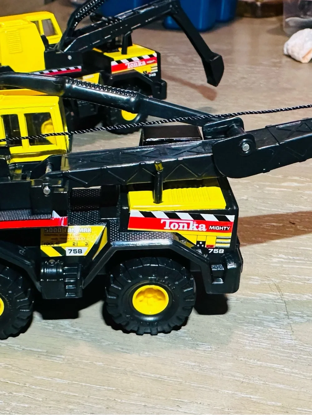 Maisto Tonka Mighty 1:64,3-Lot Tonka Construction Vehicles